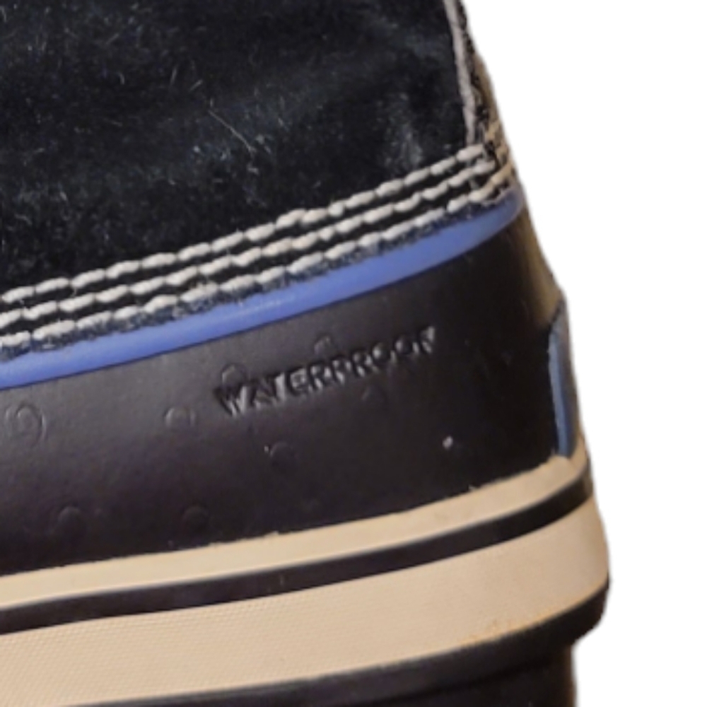 Sorel Youth Girls Tofino Snow Boots Sz 4 Faux Fur Lace Up Black w/ Flower Stars - Picture 10 of 10